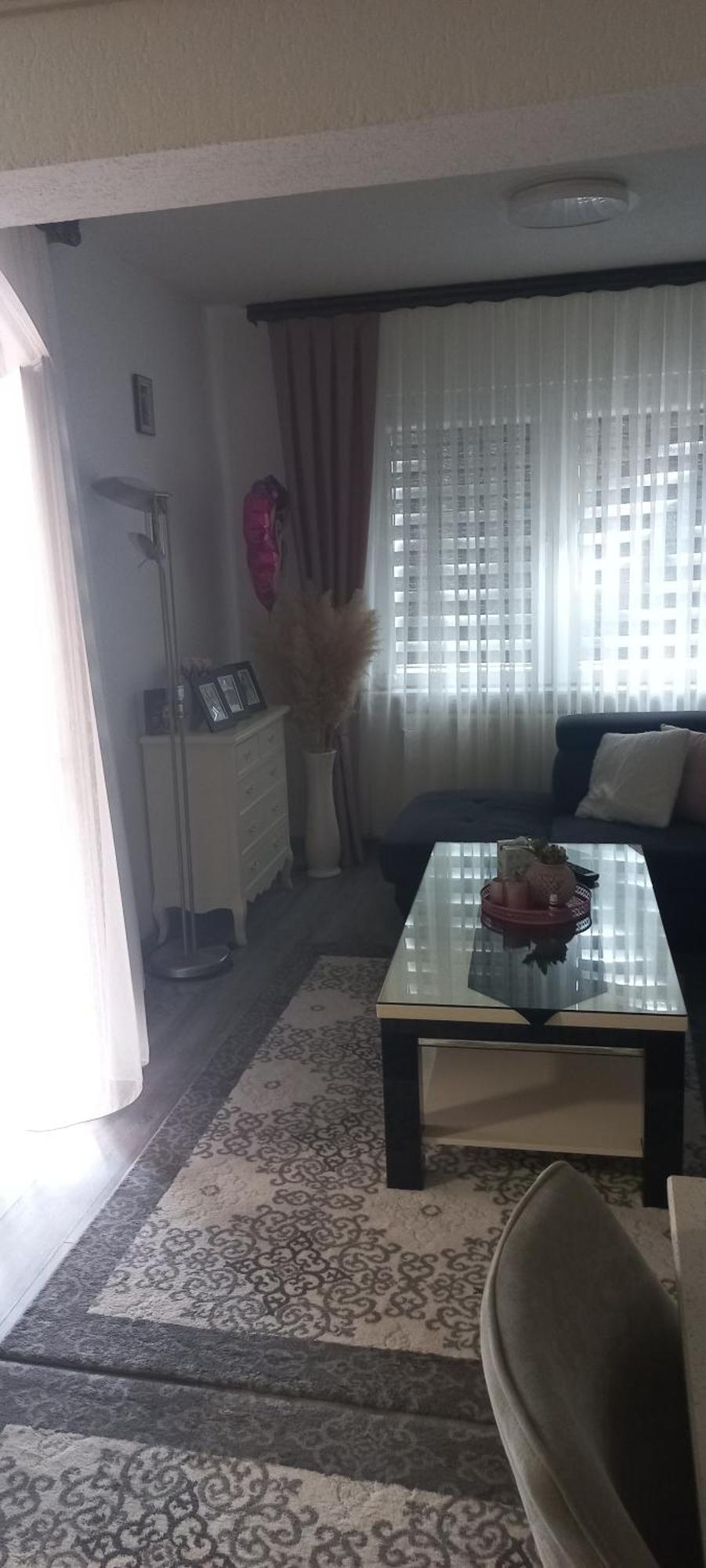 Holiday Home Peaceful Retreat Visoko Bagian luar foto