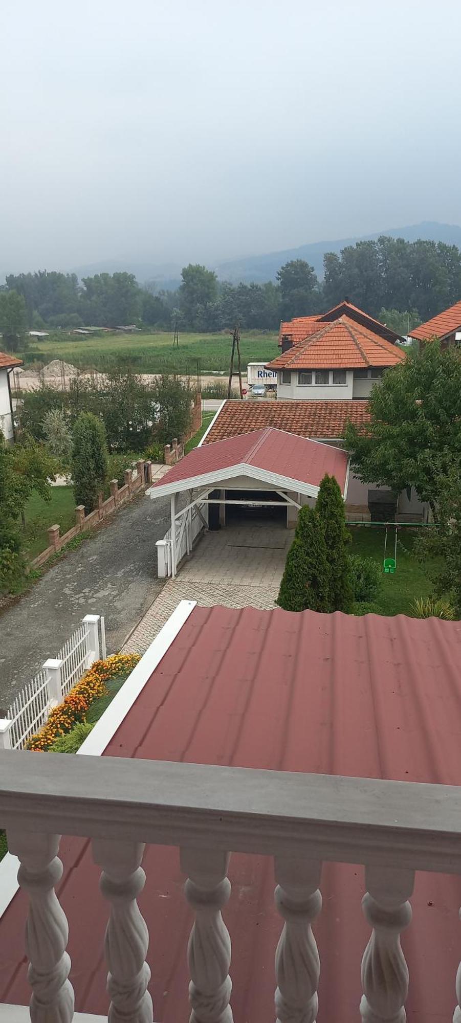 Holiday Home Peaceful Retreat Visoko Bagian luar foto