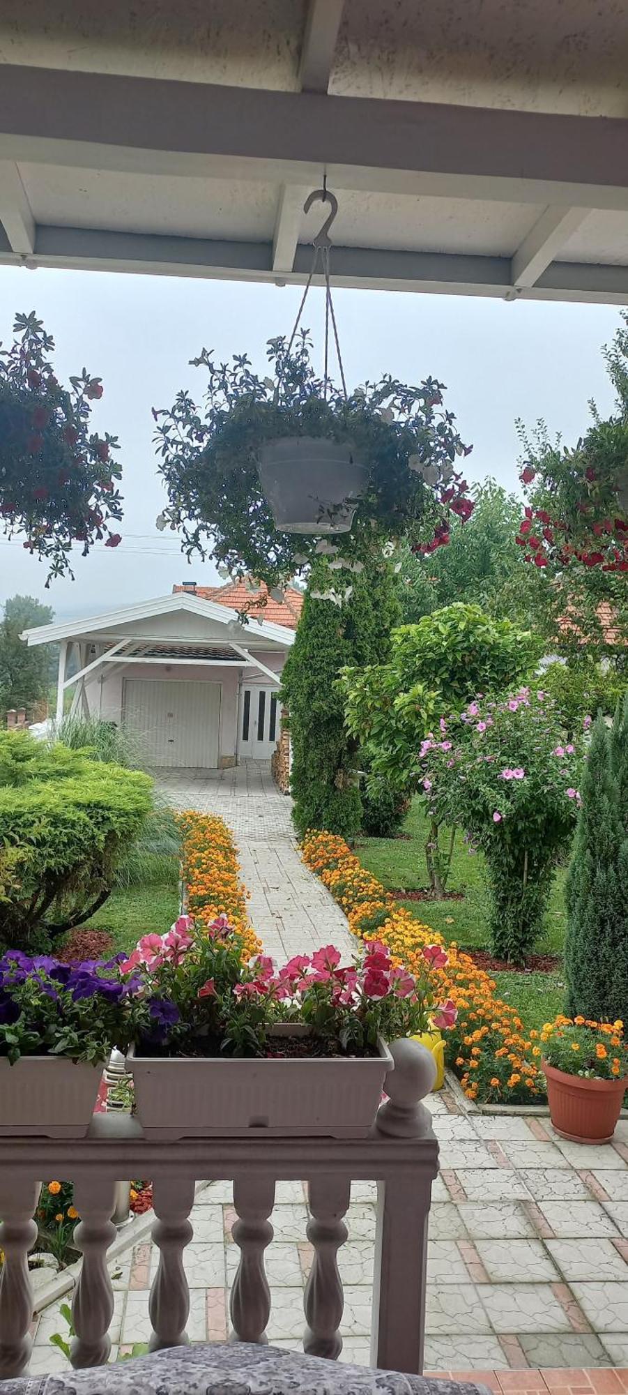 Holiday Home Peaceful Retreat Visoko Bagian luar foto