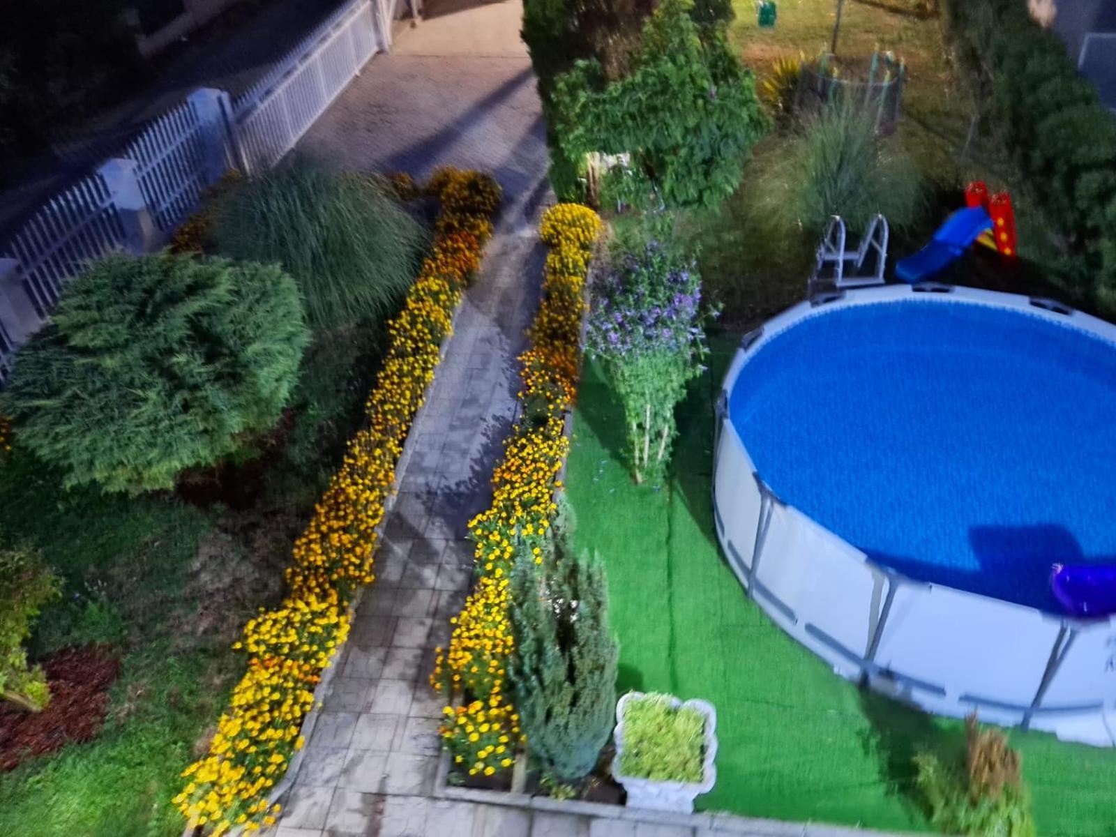 Holiday Home Peaceful Retreat Visoko Bagian luar foto